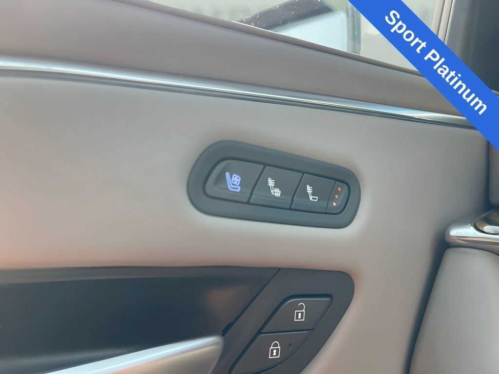 Used 2023 Cadillac Escalade Sport Platinum w/ LPO, ONYX Package AWD/4WD image 27