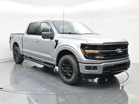 New 2026 Ford F150 XLT w/ Equipment Group 302A MID AWD/4WD image 3