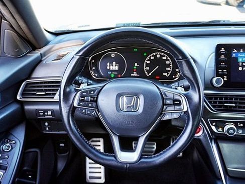 Used 2022 Honda Accord Sport image 19