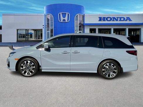 New 2026 Honda Odyssey Elite image 3