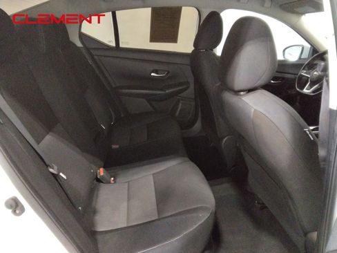 Used 2022 Nissan Sentra SV image 34