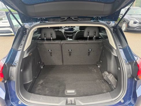 Used 2023 Buick Encore GX Select AWD/4WD image 6