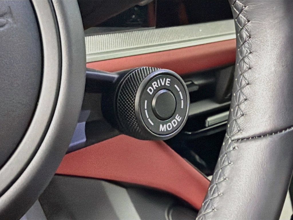 Certified 2026 Porsche Cayenne E-Hybrid AWD/4WD image 15