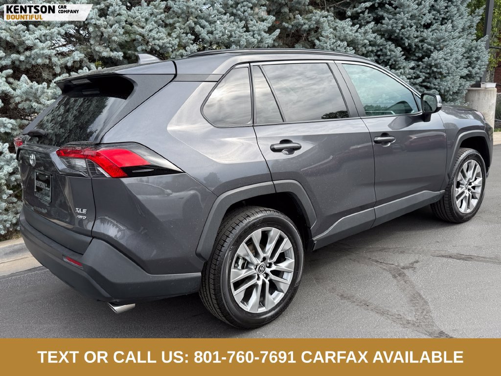 Used 2023 Toyota RAV4 XLE Premium AWD/4WD image 9