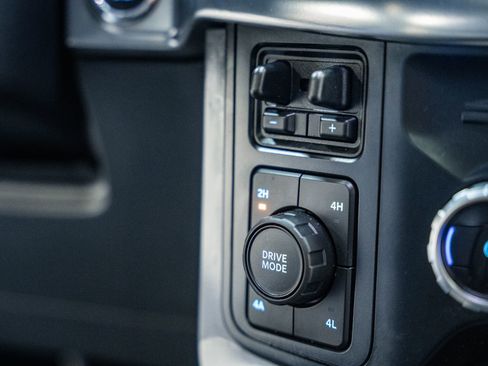 Certified 2023 Ford F150 Lariat w/ Equipment Group 502A High image 34