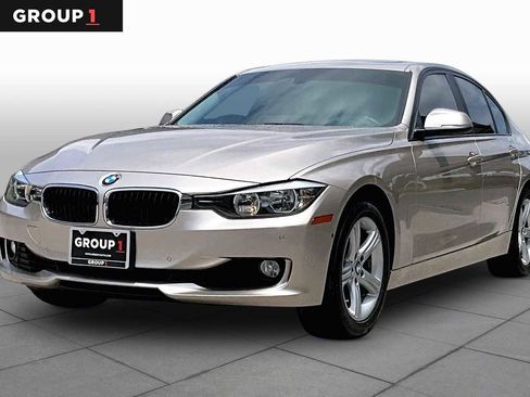 Used 2013 BMW 328i Sedan RWD image 1