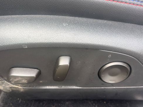 Used 2024 Chevrolet Equinox EV RS AWD/4WD image 12