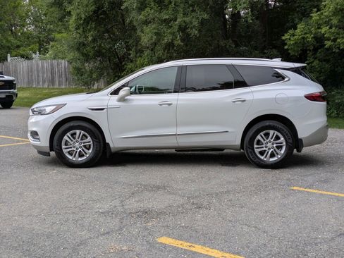 Used 2018 Buick Enclave Premium w/ Trailering Package AWD/4WD image 4