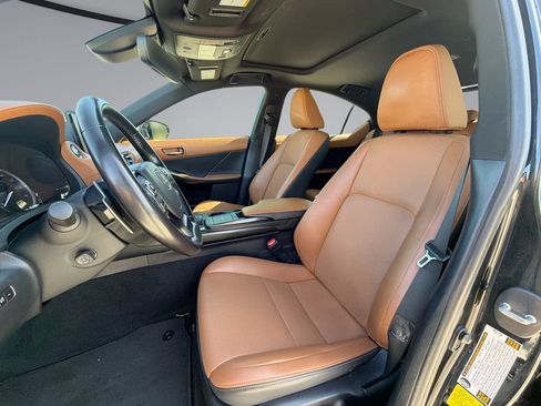 Used 2022 Lexus IS 300 w/ Premium Package RWD image 30