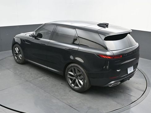 New 2026 Land Rover Range Rover Sport SE AWD/4WD image 29