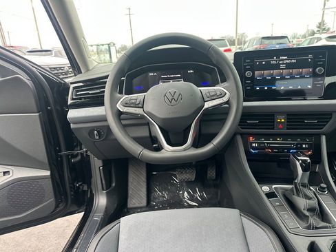 New 2026 Volkswagen Jetta SE image 15
