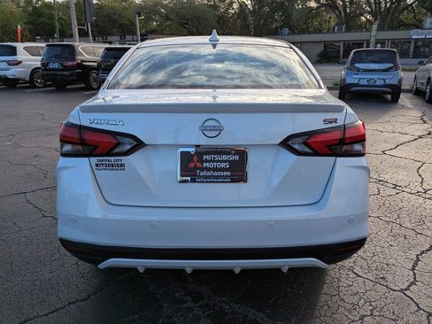 Used 2025 Nissan Versa SR w/ Trunk Package FWD image 5