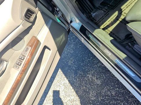 Used 2003 BMW 745Li image 24