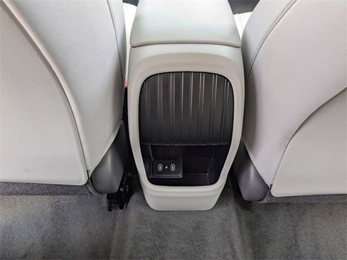 Used 2025 Hyundai Kona SE image 28