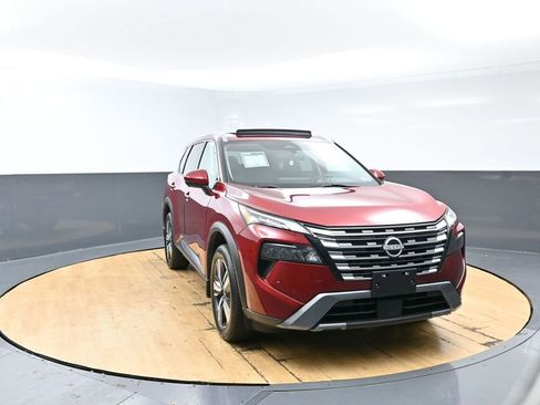 Used 2024 Nissan Rogue SL w/ SL Premium Package image 4