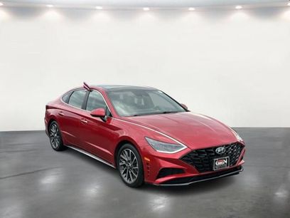 Used 2021 Hyundai Sonata Limited w/ Preferred Accessory Package