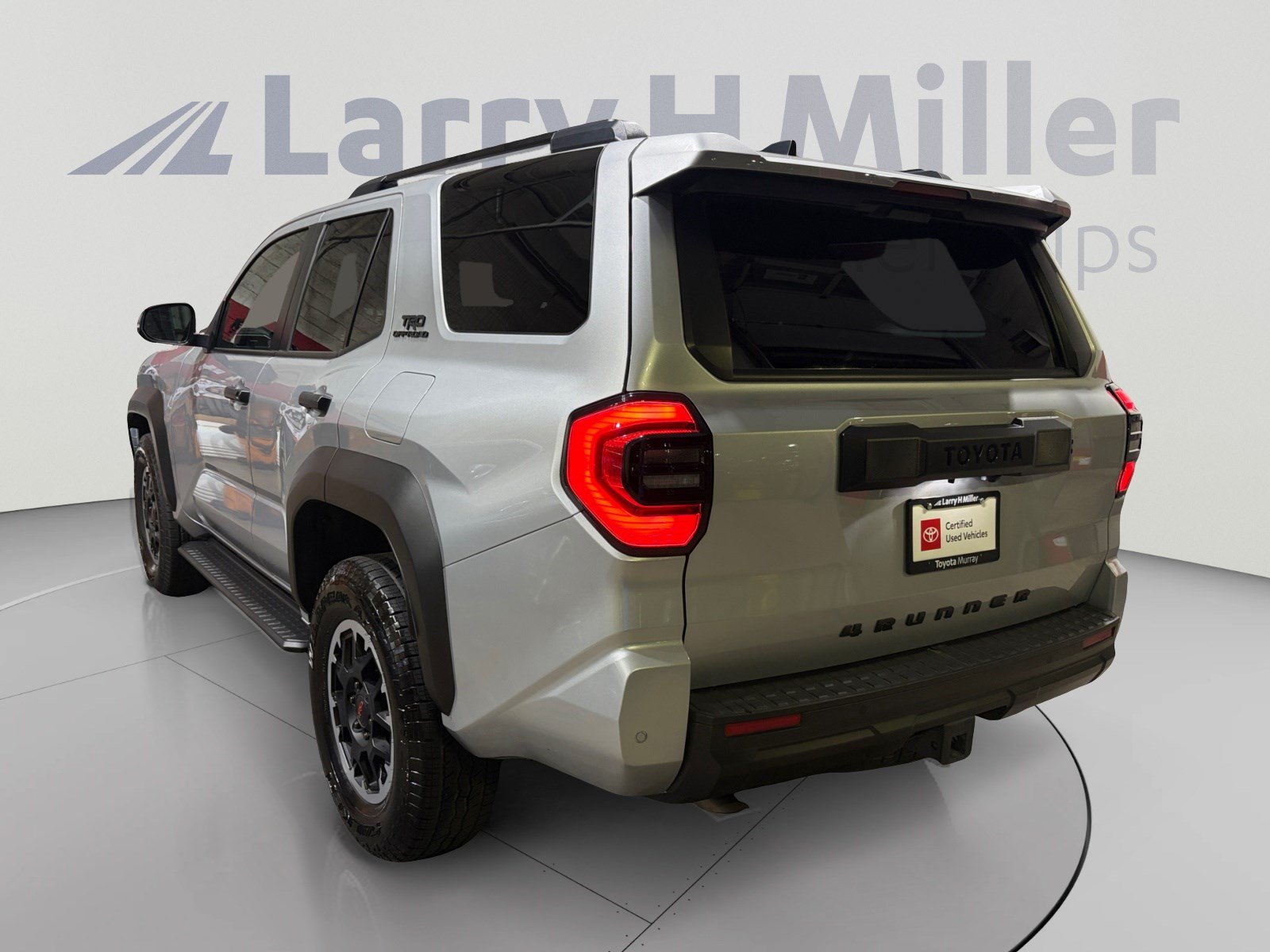 Certified 2025 Toyota 4Runner TRD Off-Road Premium AWD/4WD image 3