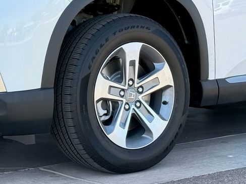 Certified 2025 Honda Pilot EX-L image 28