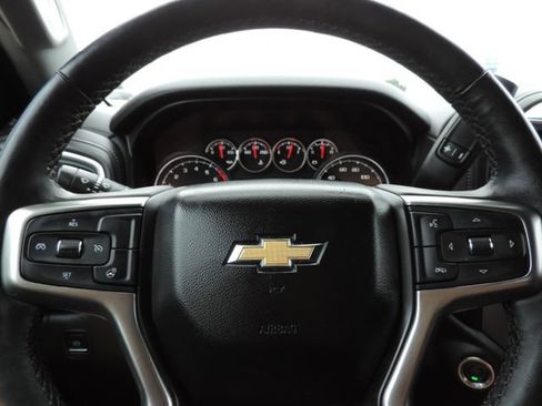 Used 2021 Chevrolet Silverado 1500 LT RWD image 27