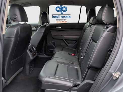 Used 2022 Volkswagen Atlas SEL image 16