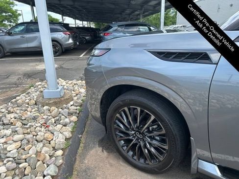 Certified 2025 INFINITI QX80 Autograph w/ Autograph Exterior Package AWD/4WD image 3