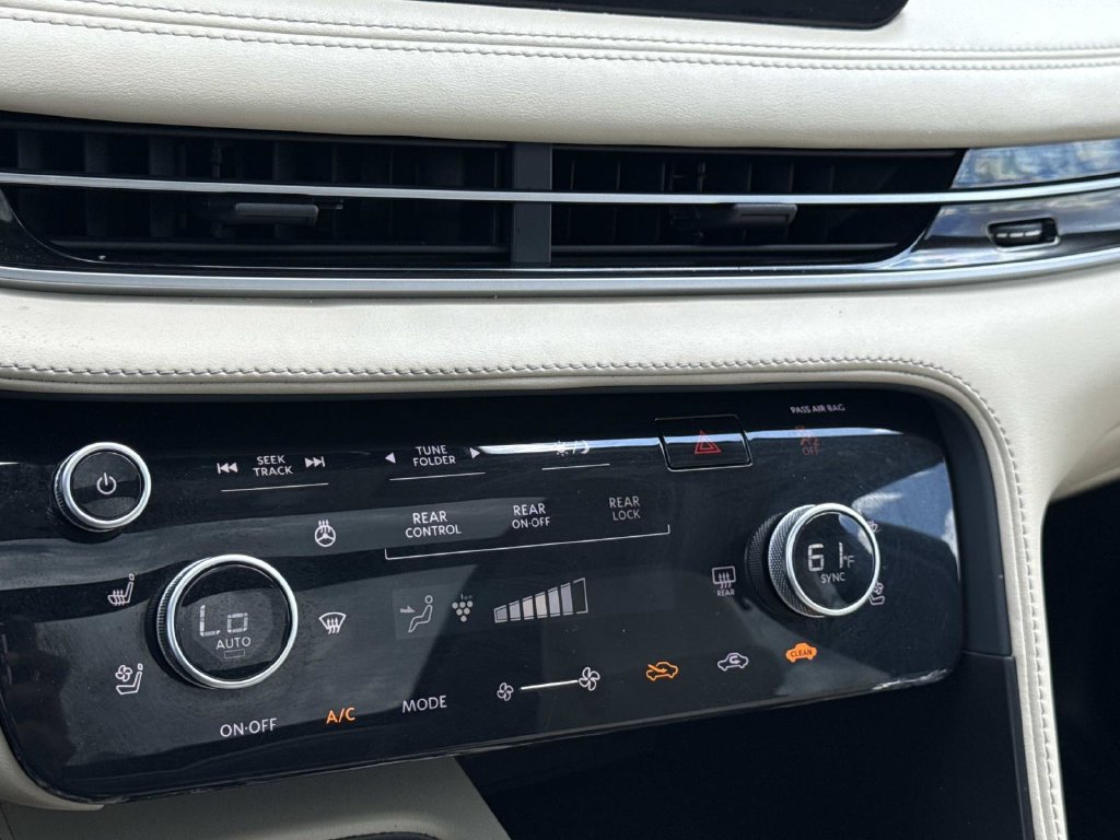 Certified 2023 INFINITI QX60 Sensory w/ Vision Package AWD/4WD image 5