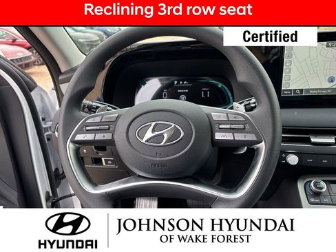 Used 2025 Hyundai Palisade SE image 17