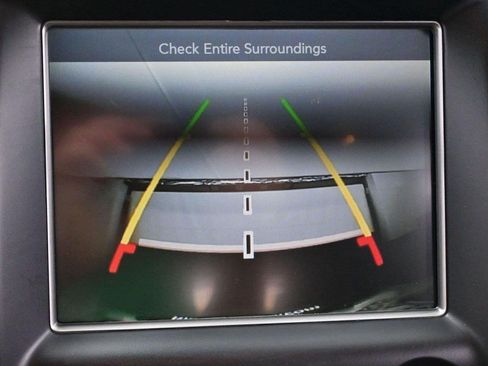 Used 2017 Jeep Grand Cherokee Altitude AWD/4WD image 22