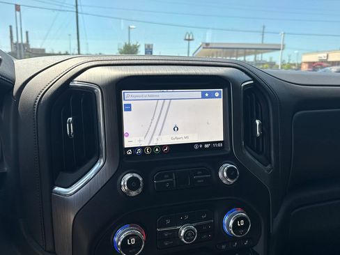 Used 2021 GMC Sierra 1500 Denali w/ Technology Package AWD/4WD image 19