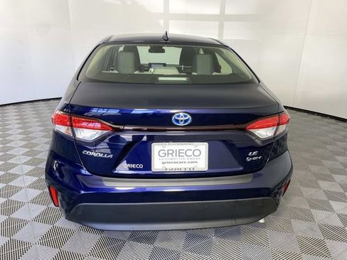 Used 2025 Toyota Corolla LE FWD image 7