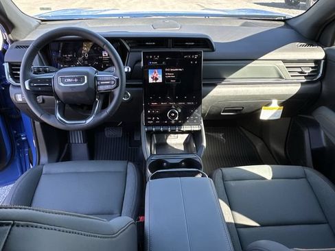 New 2026 GMC Terrain AT4 w/ LPO, Floor Liner Package AWD/4WD image 81