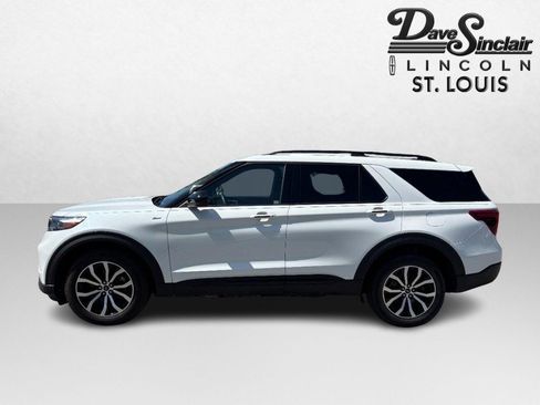 Used 2024 Ford Explorer ST-Line w/ Class IV Trailer Tow Package AWD/4WD image 6