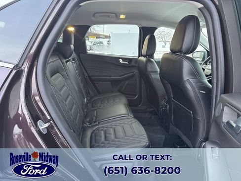 Used 2023 Ford Escape Platinum w/ Premium Technology Package image 38