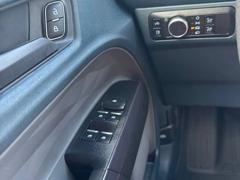 Used 2025 Ford Maverick XL FWD image 20