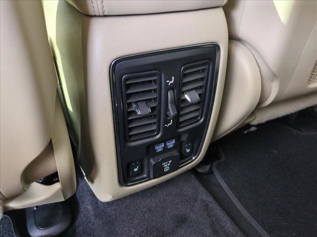 Used 2017 Jeep Grand Cherokee Limited RWD image 17
