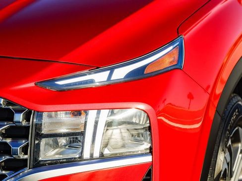 Used 2021 Hyundai Santa Fe SEL w/ Convenience Package image 5