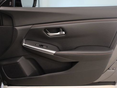 Used 2022 Nissan Sentra SR w/ Midnight Edition FWD image 13
