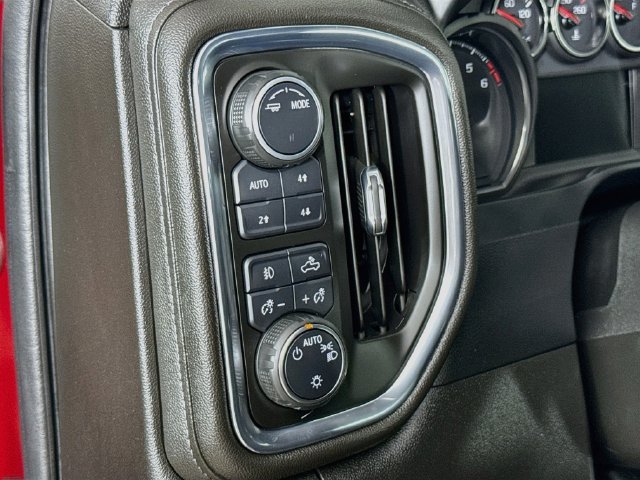 Used 2022 Chevrolet Silverado 1500 RST AWD/4WD image 13