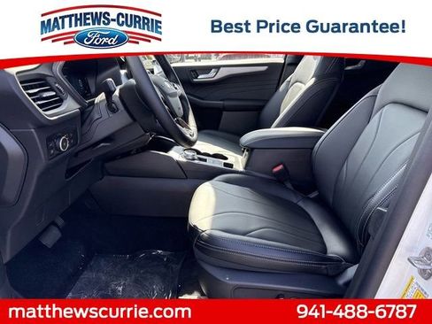 New 2025 Ford Escape SE w/ PHEV Premium Package image 10