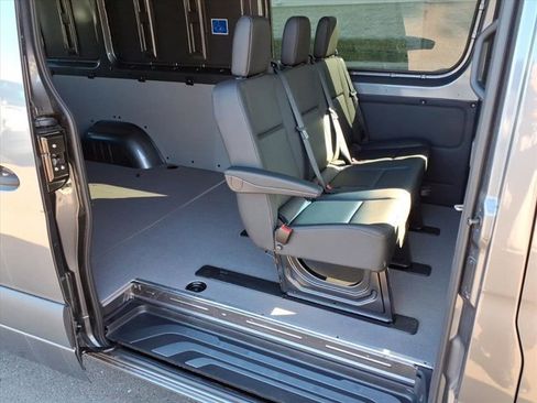 New 2025 Mercedes-Benz Sprinter 2500 image 21