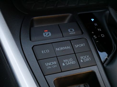 Certified 2025 Toyota RAV4 XLE Premium image 27