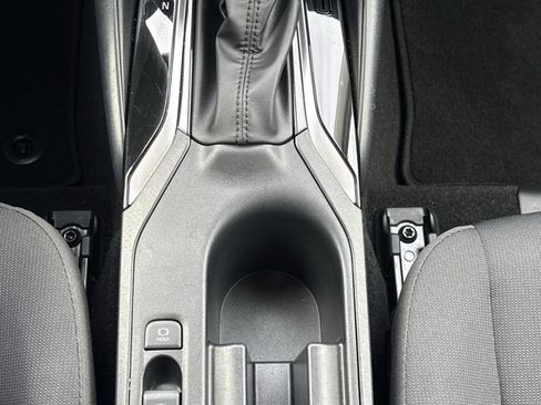 Used 2023 Toyota Corolla LE image 26