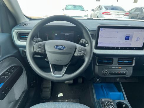New 2025 Ford Maverick XLT FWD image 24