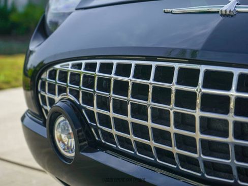 Used 2002 Ford Thunderbird Deluxe RWD image 82