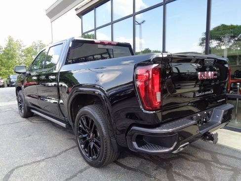 Used 2022 GMC Sierra 1500 Denali w/ Technology Package AWD/4WD image 7