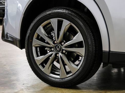 Used 2025 Lexus UX 300h FWD image 52