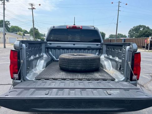 Used 2023 Chevrolet Colorado Z71 w/ Z71 Convenience Package 2 image 13