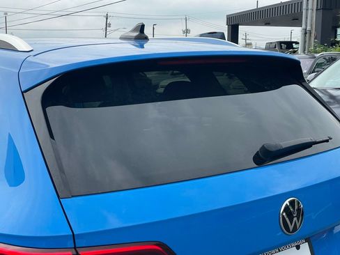 Certified 2023 Volkswagen Taos SE FWD image 29