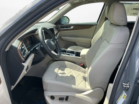 New 2026 Volkswagen Atlas SE AWD/4WD image 9
