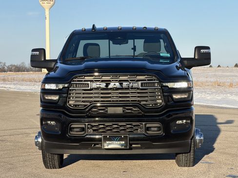 Used 2025 RAM 3500 Big Horn image 29